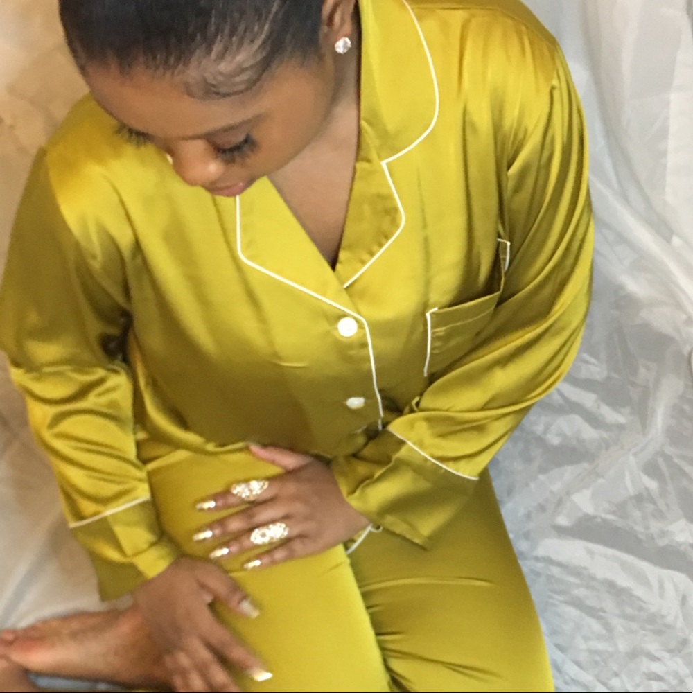 Satin Illuminating Yellow Pajamas